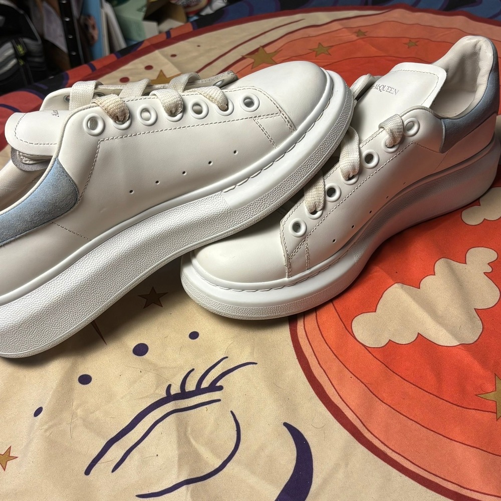 Alexander McQueen Oversized Sneakers White Light Blue Suede 553770 38.5 Designer - Picture 2 of 16